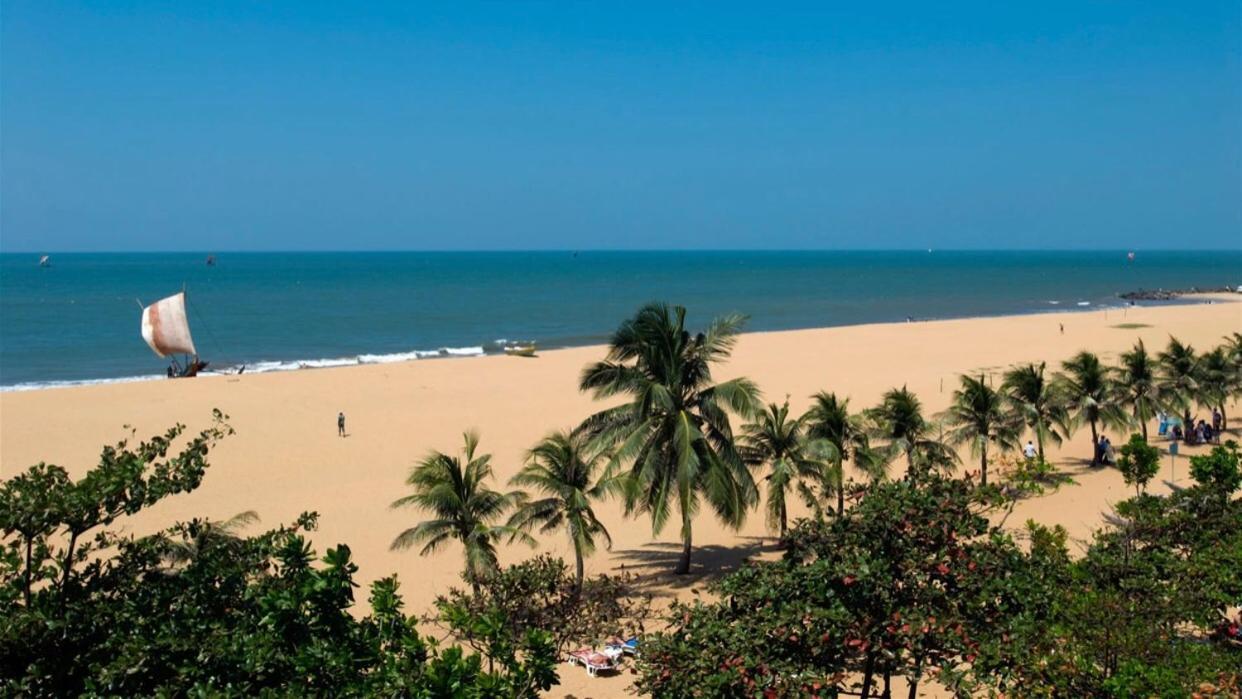 Shenys Beach Villa Negombo Esterno foto